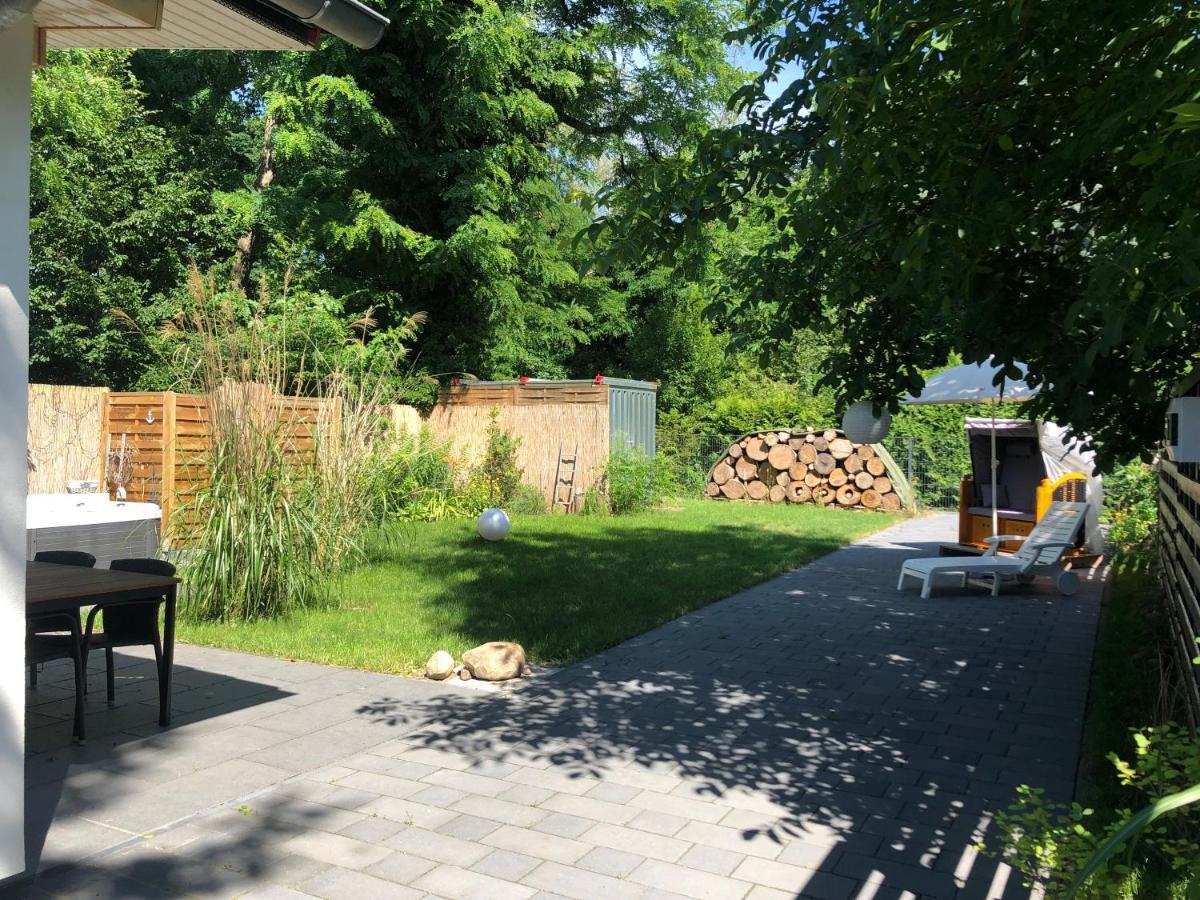 Gartenloft Mit Outdoor Whirlpool Und Garten Petershagen-Eggersdorf Luaran gambar